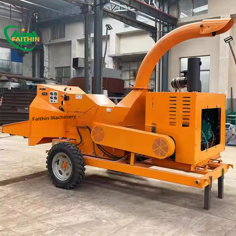 Hot Sale Mobile Diesel Wood Crusher Machine 220V Wood Pulverizer For Garden Use High Efficiency Wood Chipper Wood Crusher