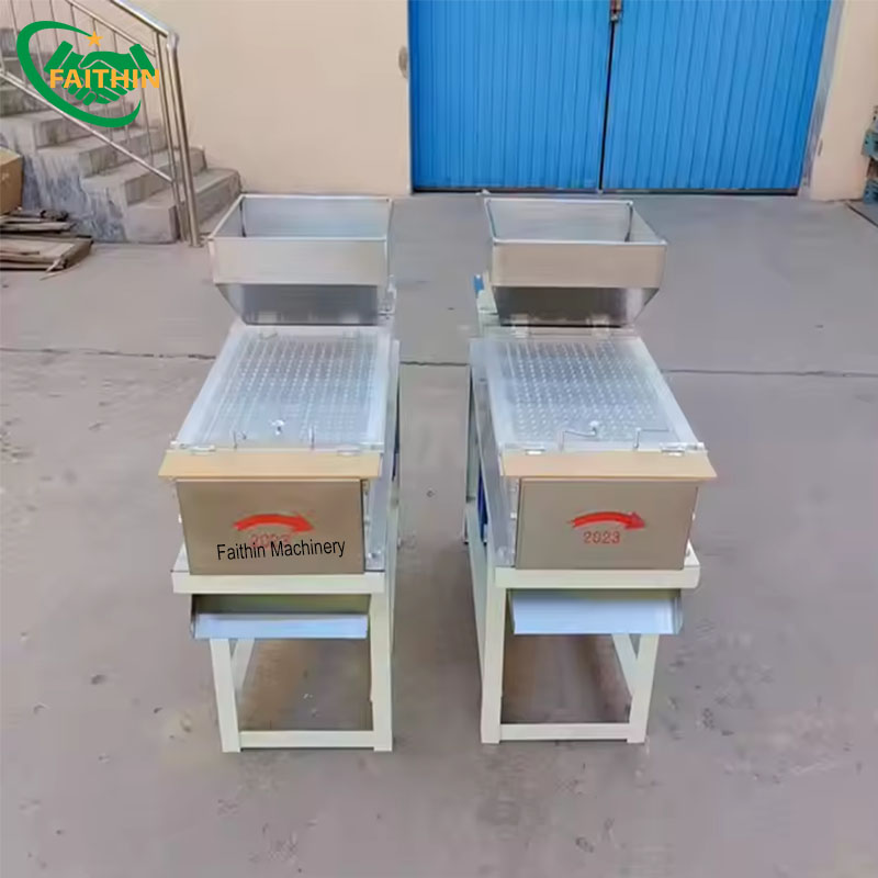 Lowest Price Dry Way Peanut Peeling Machine Roasted Peanut Peeler Groundnut Peeler  Peanut Red Skin Peeling Machine 